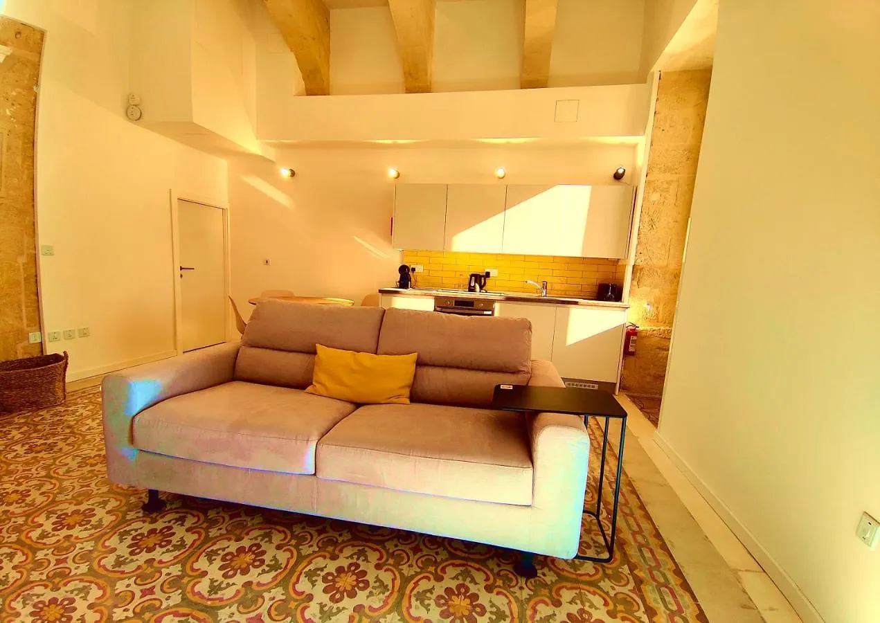 Oasis 22 Savynomad Harbour Residences Wow Views Valletta